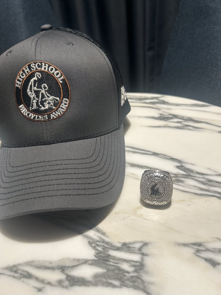 James Becker tweet media