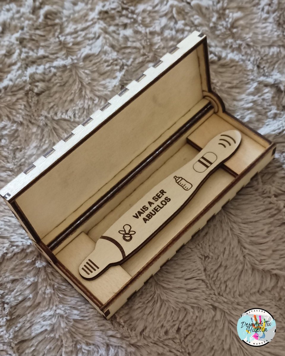 dejandotuhuell_'s tweet photo. ✨La mejor sorpresa merece un anuncio especial✨

🎁 Frase completamente personalizable:

✔ Vas a ser tía
✔ Vais a ser abuelos
✔ Vas a ser prima
✔ ¡Y cualquier otro mensaje que imagines!

📲 Escríbenos y crea el tuyo🍼

#embarazo  #testembarazo #detallespersonalizados #amor https://t.co/pkJY21GukT