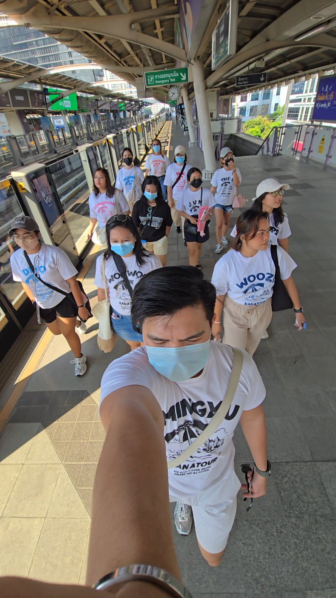 thai ★ tweet media