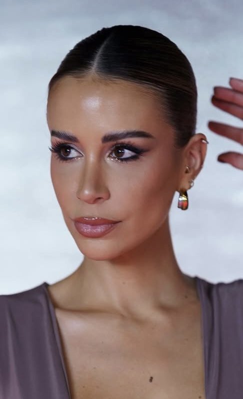 Está MARAVILLOSA!!! 
Guapa a rabiar!! 
ME ENCANTA!! 🤍
#TeamPorta #CrisPorta16F