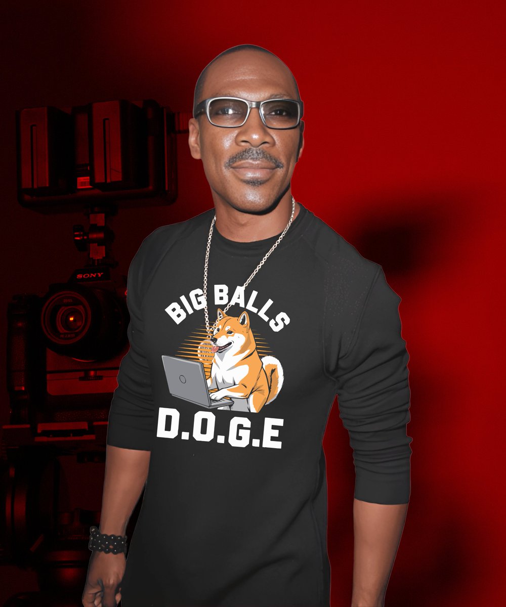 Lifestylles's tweet photo. This design Eddie is wearing? Absolute must-have! i love it 😍if someone want it, here below to find it 👇
#eddimurphy #johnoliver #auntjemima #theoscar #blackwidow
https://t.co/JLdeTGx1eN https://t.co/oYHpxtstbI