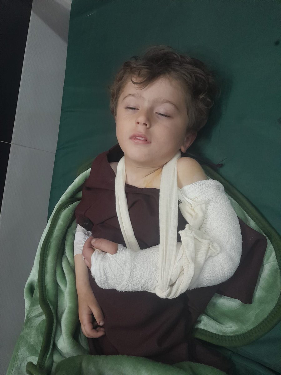 Palestinedaily1's tweet photo. ‼️THIS is my family's LAST call for help !‼️

We are in desperate need of support.

Can we hit (€500) today!!

Please RETWEET, SHARE, and leave a COMMENT 🍉, even just a DOT.

PLEASE DON'T IGNORE ME !!:(
https://t.co/LA66bUcY5L https://t.co/HFD47XhaoR