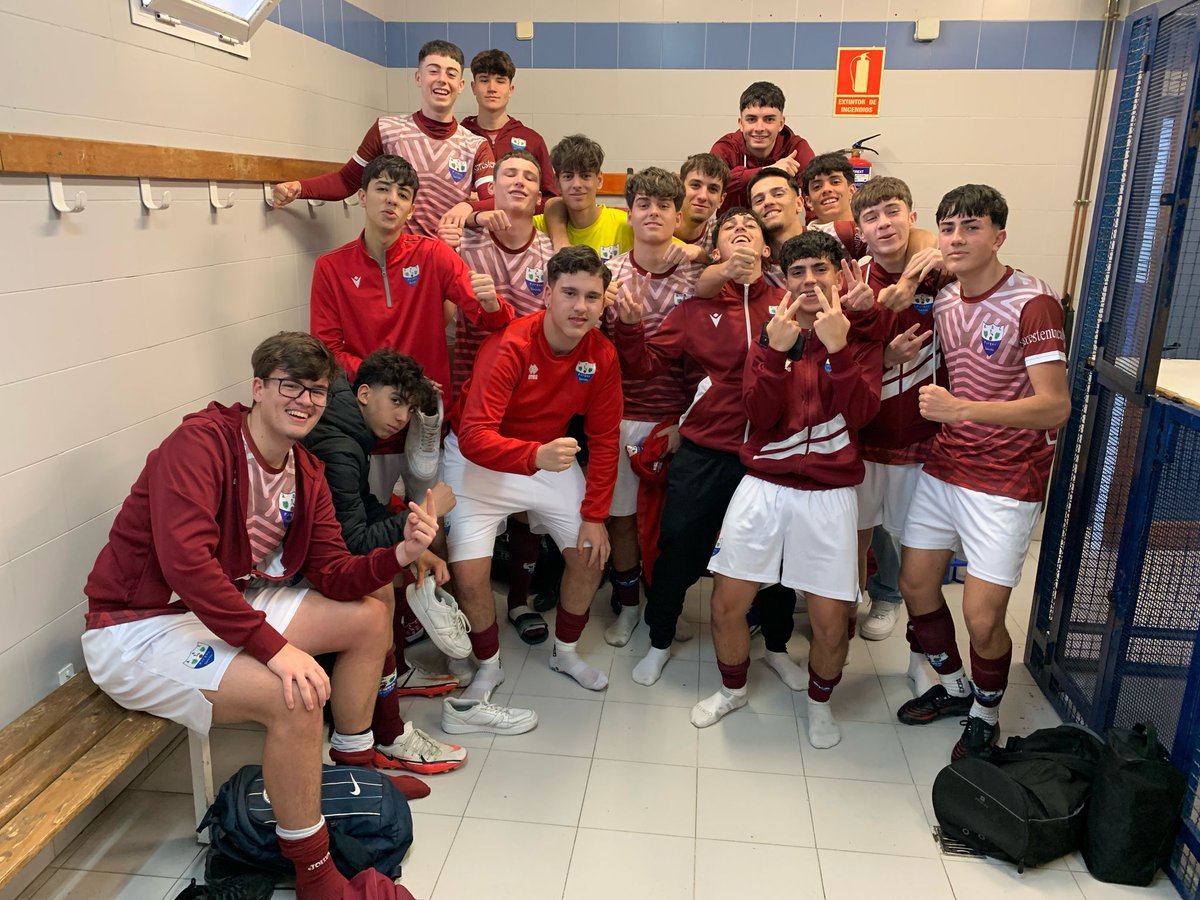 ADParqueSureste's tweet photo. Juvenil "C" 15-0 ADC San Fermín "C"
El resultado lo dice todo, hasta le quitamos 15 minutos al partido pitando antes el final.
El equipo se pone líder en su mejor momento, recuperamos lesionados, estamos muy enchufados para el reto que ahora nos viene por delante https://t.co/7Bbp9Ohvdg