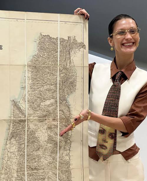 Ojalá fuera Bella Hadid. Estar bien preciosa, luchar por la liberación y la reivindicación Palestina con toda mi existencia, hacer enojar fachos y luego irme al rancho con mi novio.