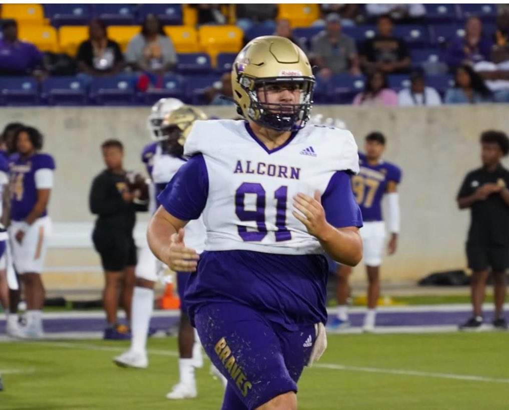 Mike Rittelmann (@mrittcgs) on Twitter photo 🏈 2025 <a href="/CGSAllStar/">The College Gridiron Showcase</a> Player Profile
🚨LS <a href="/jay_longcor2021/">Jason D Longcor Jr</a>
📍<a href="/AlcornStateFB/">Alcorn Football</a>
✅ Played in 38 career games
#CGS2025 🏈 2025 <a href="/CGSAllStar/">The College Gridiron Showcase</a> Player Profile
🚨LS <a href="/jay_longcor2021/">Jason D Longcor Jr</a>
📍<a href="/AlcornStateFB/">Alcorn Football</a>
✅ Played in 38 career games
#CGS2025