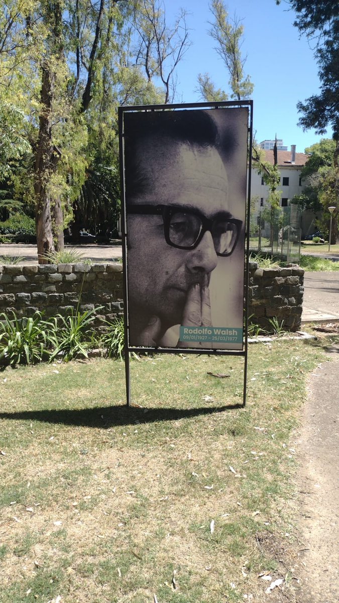 Homenaje HOY a Walsh (Jefe de Inteligencia Montoneros)  en la Ex ESMA !!!!
Atraves de Bombas mato e hirió  más gente que sumando AMIA y Embajada de Israel.
Atentados : Comedor Policíal + Microcine Circulo Militar + Ministerio de Defensa

SAQUEN YA ESO!!!!!