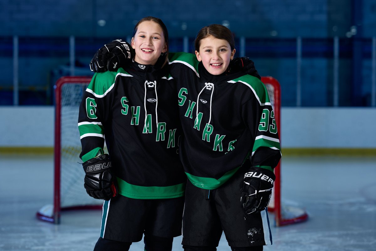 Hockey family.  💚🏒🦈

#ctshorelinesharks #girlshockey #hockeytryouts #ctshockey