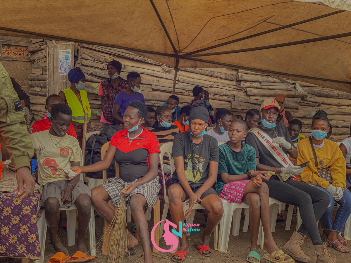 trav3lslot's tweet image. Community at Work! 🌍💪 A dedicated team promoting cleanliness, responsibility, and empowerment. Together, we build stronger, healthier communities! This took place yesterday and it was a success!!!#PureMindsCleanCommunities #CommunityResponsibility #travelslot @QueenAkidi…