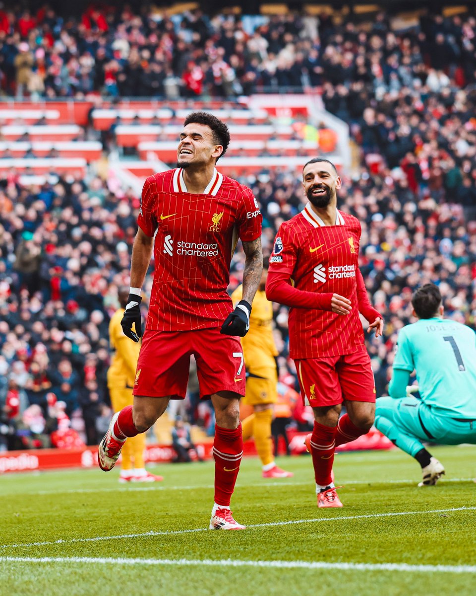 id_lgk's tweet photo. Kita udah dikasih spoiler aroma2 abis bensin di bbrp match terakhir, besok lawan semakin berat dan jgn kaget kalo longsor

Pemain juga ada capeknya, apalagi ngeliat gelagat klub yg spt ga ada ambisinya, mirip musim lalu

Hari ini, Liverpool menang hoki, sehoki-hokinya https://t.co/FP61IBFO9a