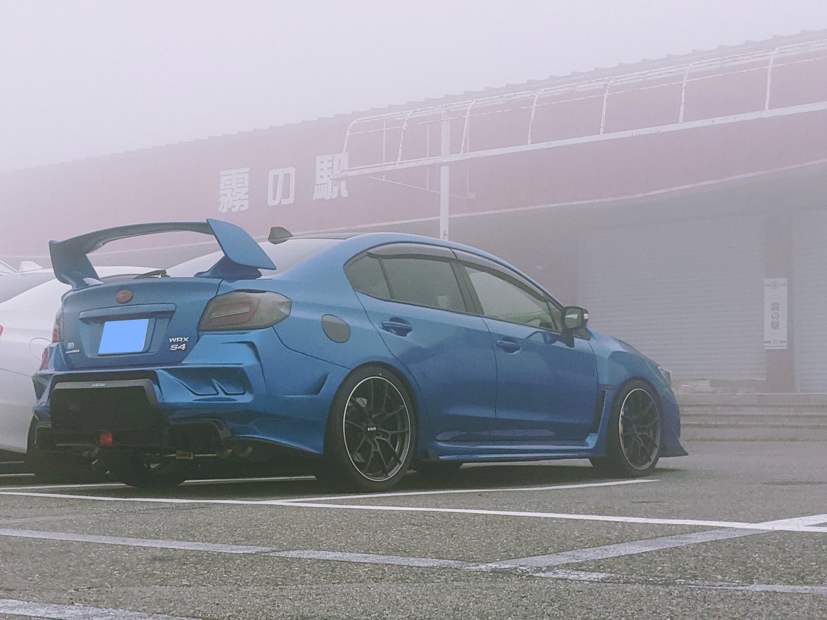 リベラル ハヤブサLIBERAL HAYABUSA