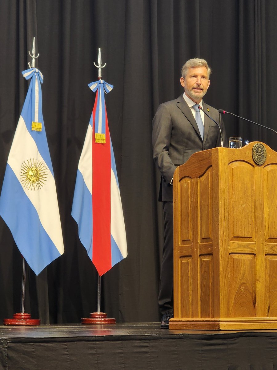 CavagnaRafael's tweet photo. En la Provincia de Entre Ríos hay una nueva forma de Gobernar con @frigeriorogelio 
Se acabó el ocultismo, y llego la austeridad. 
Necesitamos un Estado más chico y eficiente. 💪🏼 https://t.co/wYmacsjXSs