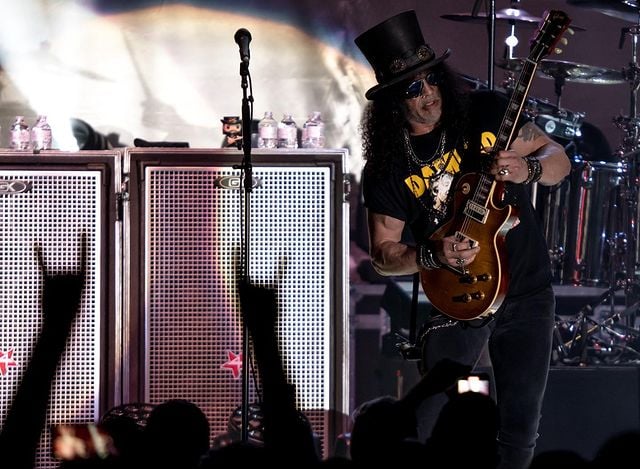 slashteamitalia's tweet image. Today 2 years ago Slash feat. Myles Kennedy &amp;amp; The Conspirators in #valleycenter CA #slash #gunsnroses #velvetrevolver#snakepit @slash #myleskennedy#slashfeatmyleskennedyandtheconspirators #conspirators 📸Steve Rose