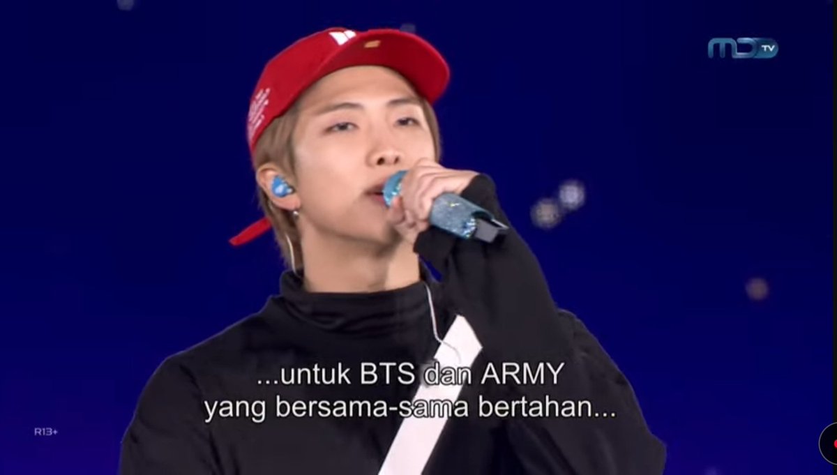 vvthvii's tweet photo. "Untuk BTS dan ARMY yang bersama-sama bertahan kalian hebat"

"Kim Namjoon akan tetapi jadi Kim Namjoon, BTS tetap menjadi BTS"

Sesek bgt dengernya, I love U guyss😖 https://t.co/rLUNUP3ANK