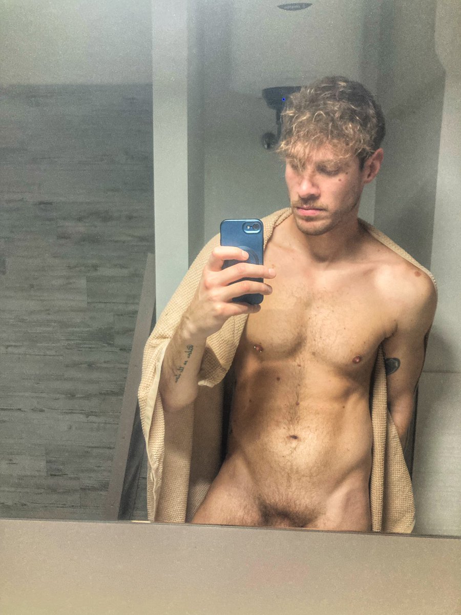 Aaaaaah la doccia della domenica…🚿💦😉