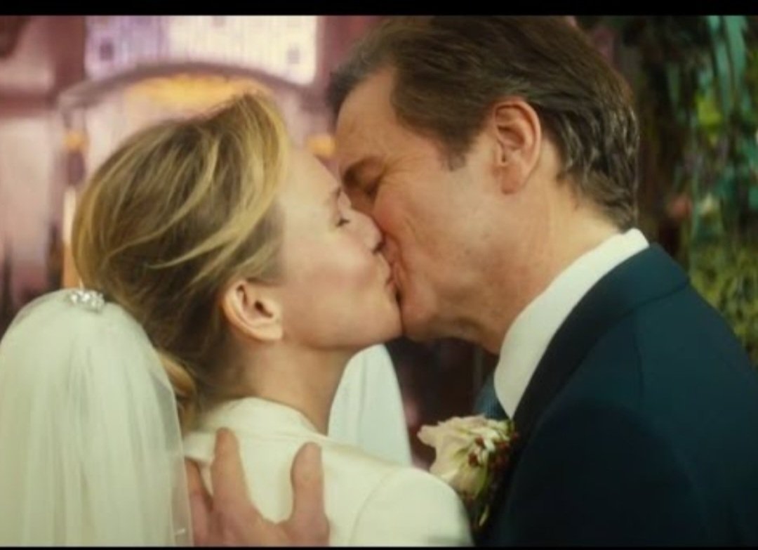 EnglishRose543's tweet photo. Just spent 2 hours with my bestie, laughing hysterically, then tears running down my face.
There should NEVER be #Bridget without #MARKDARCY 🥹
Loved #BridgetJonesMadAboutTheBoy but a piece of the puzzle was missing, so I have decided my ending stopped at #bridgetjonesbaby ❤️ https://t.co/W898wSKfd3