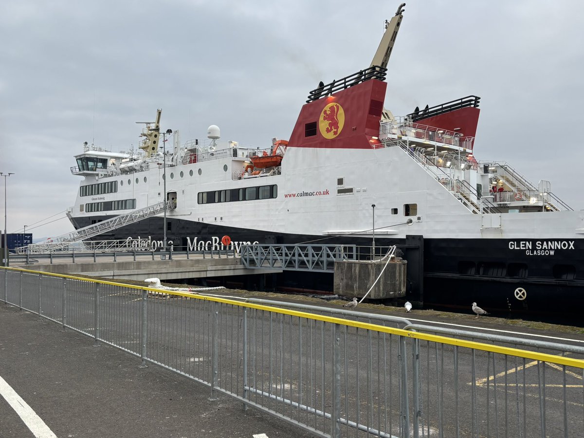 Byrne5Mr's tweet image. Arran bound for a few days 🚢 #midtermbreak