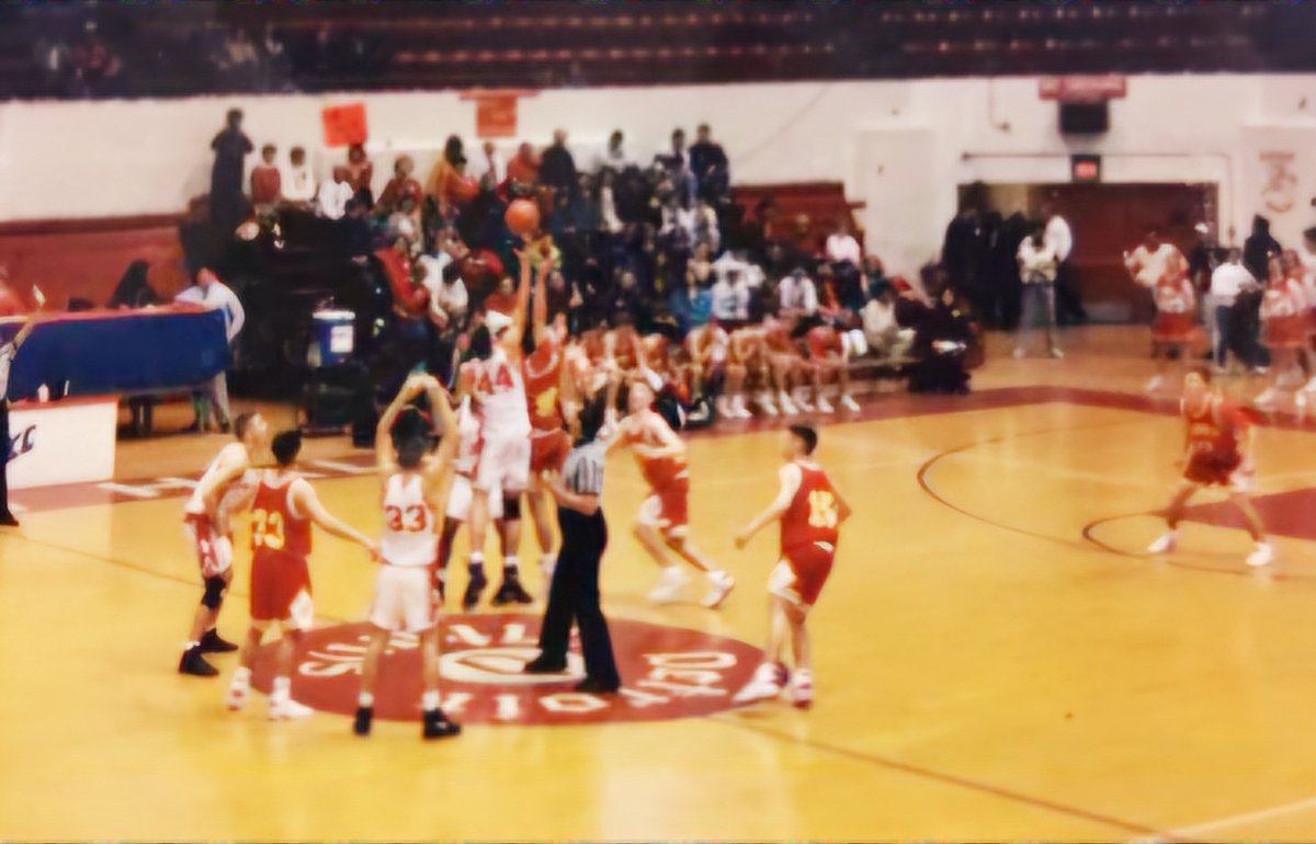 I'm at Calihan Hall today for the Catholic League Championships. One of the greatest traditions in all of HS sports. 
Brings back great memories from 32 years ago winning it all with Bobby Patterson and my Mooney Boys.

Join Bobby's Fight at:
gofund.me/15a84cdc