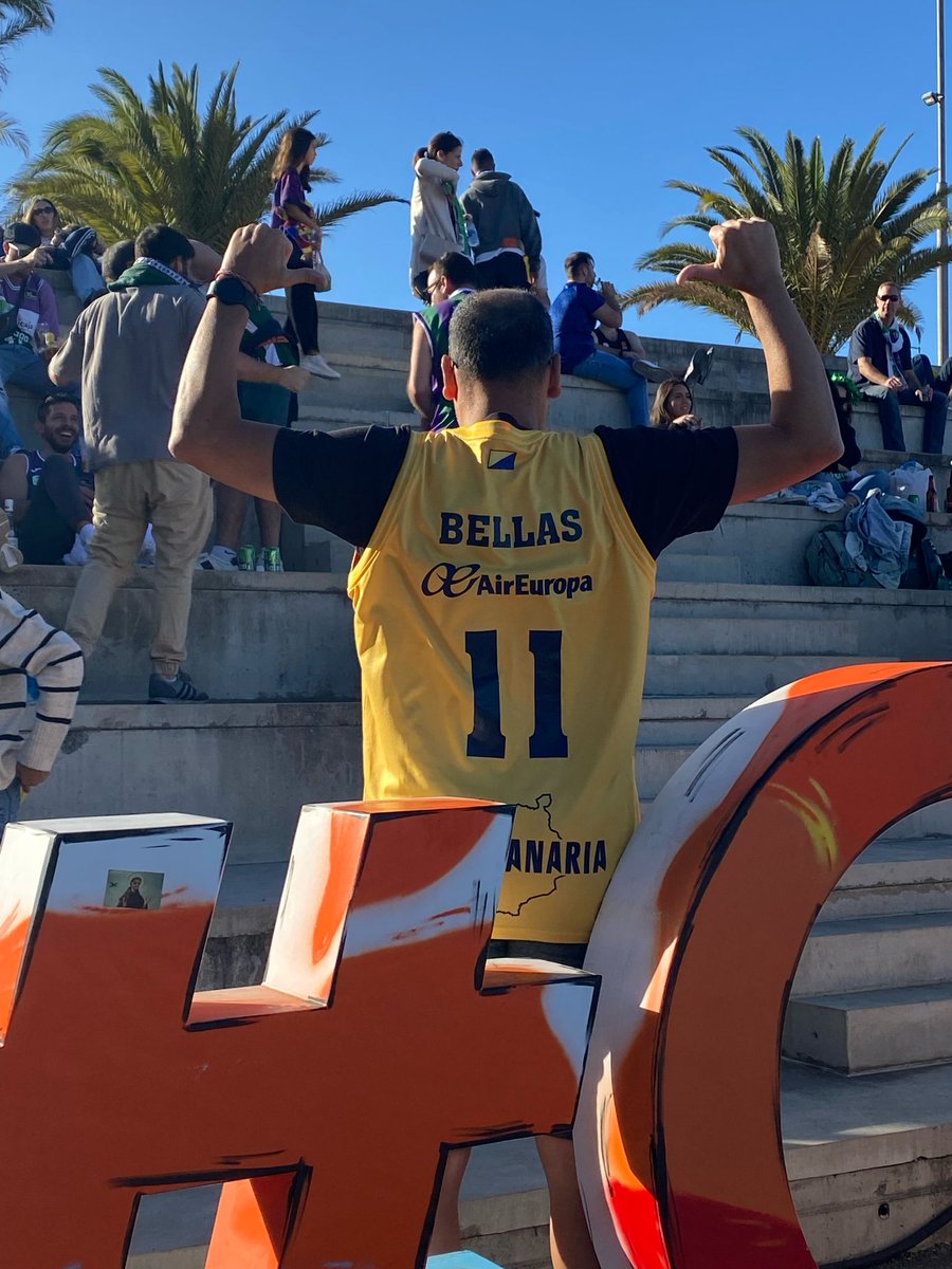 Alejandro tweet media