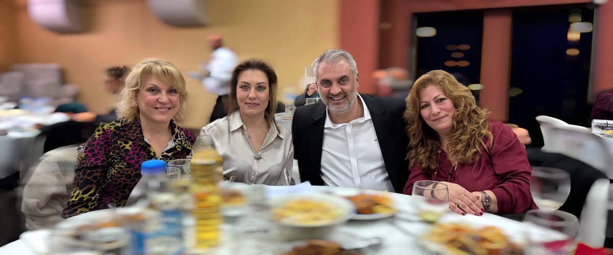 ChronasA's tweet photo. Στην αποκριάτικη εκδήλωση του Μορφωτικού Πολιτιστικού Συλλόγου  Μεσσηνίων Ιλίου που   ανταμώσαμε αρκετοί  γνωστοί και φίλοι! https://t.co/XtbIf7wleL