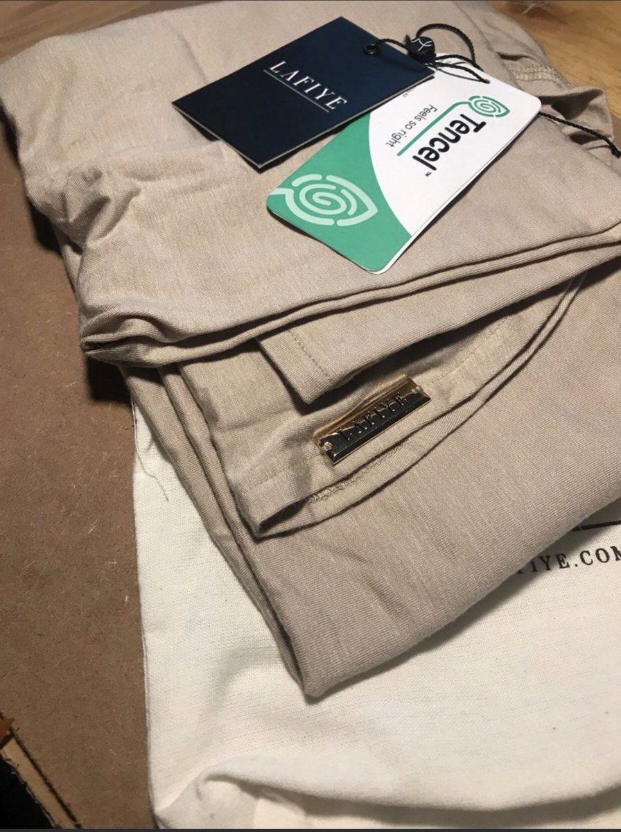 mahiroazel's tweet photo. @Nabilaadhiy misi numpang ya kak aku wts lafiye skiv rou taupe masih baru ada tag dan pouch 155 minat dm yaa 🙏🏻☺️ https://t.co/cJJnIGp4Tf