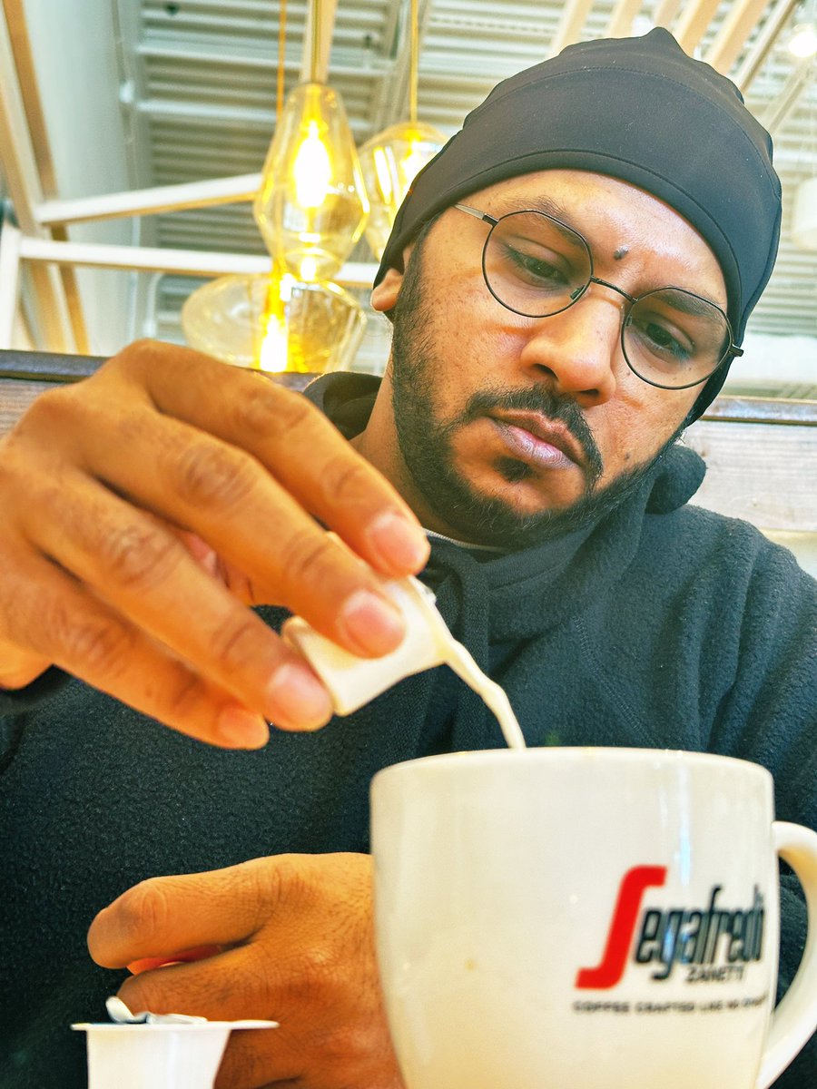 binduamadhav's tweet photo. Same place , New menu !

But first , ☕️!! 

P.C : her highness ❤️

#SundayBrunch 
#eggsyourway 
#Coffeefirst 
#brewed 
#chilly 
#texascold https://t.co/05JsZFXD2E