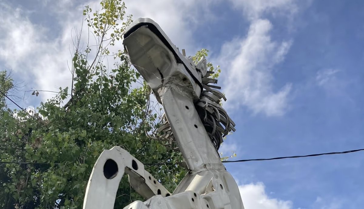 localmx_'s tweet image. #ArteLocal ¿Porqué hay escultura de piezas de autopartes en la colonia Buenos Aires? 
-
#LocalArt Why is there sculpture of auto parts in the Buenos Aires neighborhood?