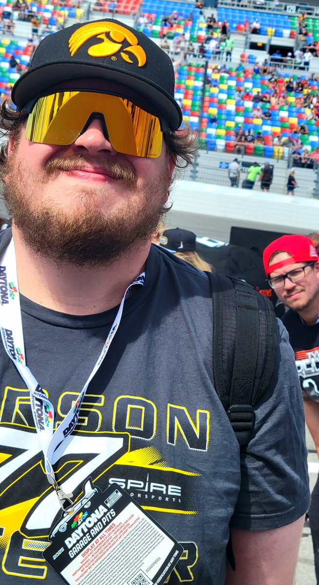 BottomSplit's tweet image. Lucas