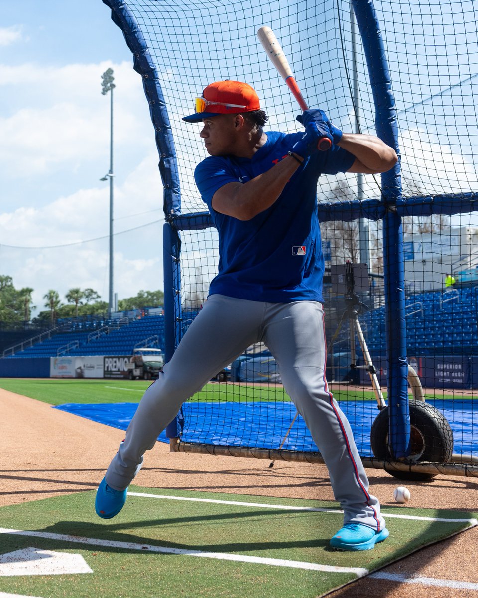 Juan Soto repping the blue and orange 👀