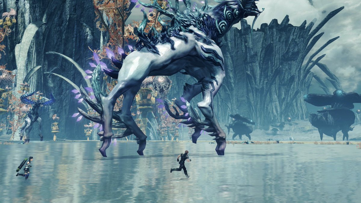 NintendoAmerica's tweet photo. Danger comes in all shapes and sizes (mostly huge). #XenobladeChroniclesX: Definitive Edition. Pre-order now: https://t.co/NwzFV5Nfyg https://t.co/IHnQiPDFLg
