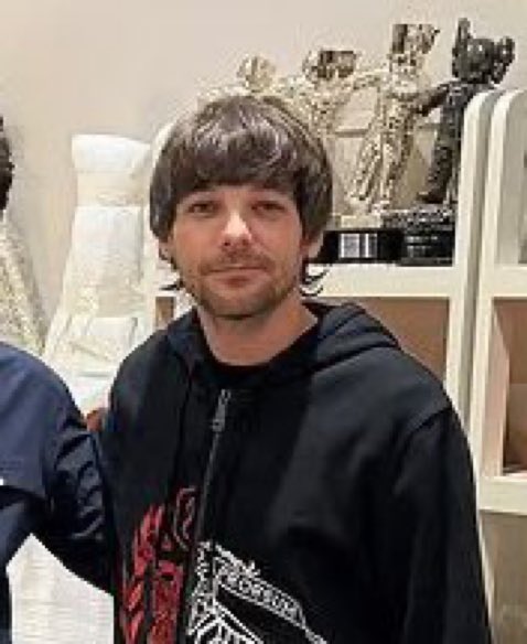ragazzo che non sa di essere stato parte della finale di sanremo 2025
