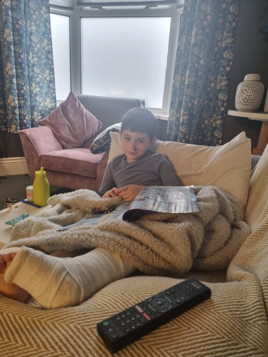 Helen Jane Wyatt tweet media