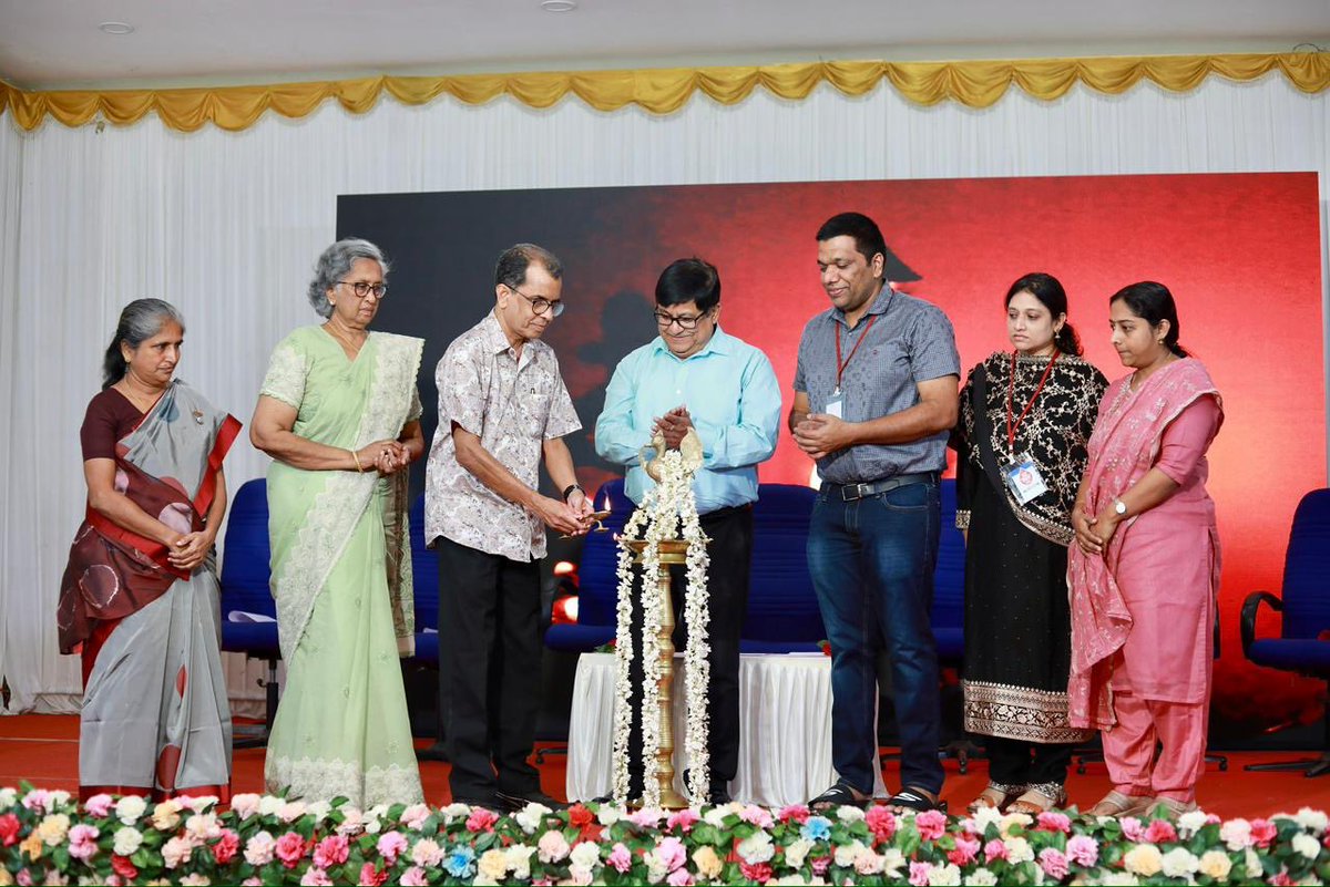 The ISBTI Kerala Chapter’s State Annual Conference &amp; CME on 16/02/2025 at Govt. Medical College, Thrissur, highlighted cutting-edge Transfusion Medicine topics like Apheresis, Stem Cell Banking, &amp; more. Honoring Dr. Meena D’s legacy, it was a hub for learning &amp; networking! 💉💡