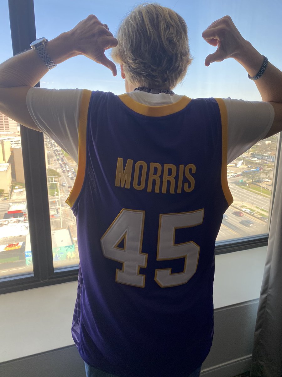 lewis2protect's tweet photo. Representing the PHENOM AND LEGEND #45 @alexismorrissss at the Texas game today! Let’s goooo!!! #GotMulk? @LSUwbkb ❤️🐅🏀 https://t.co/EEamXEJdSI
