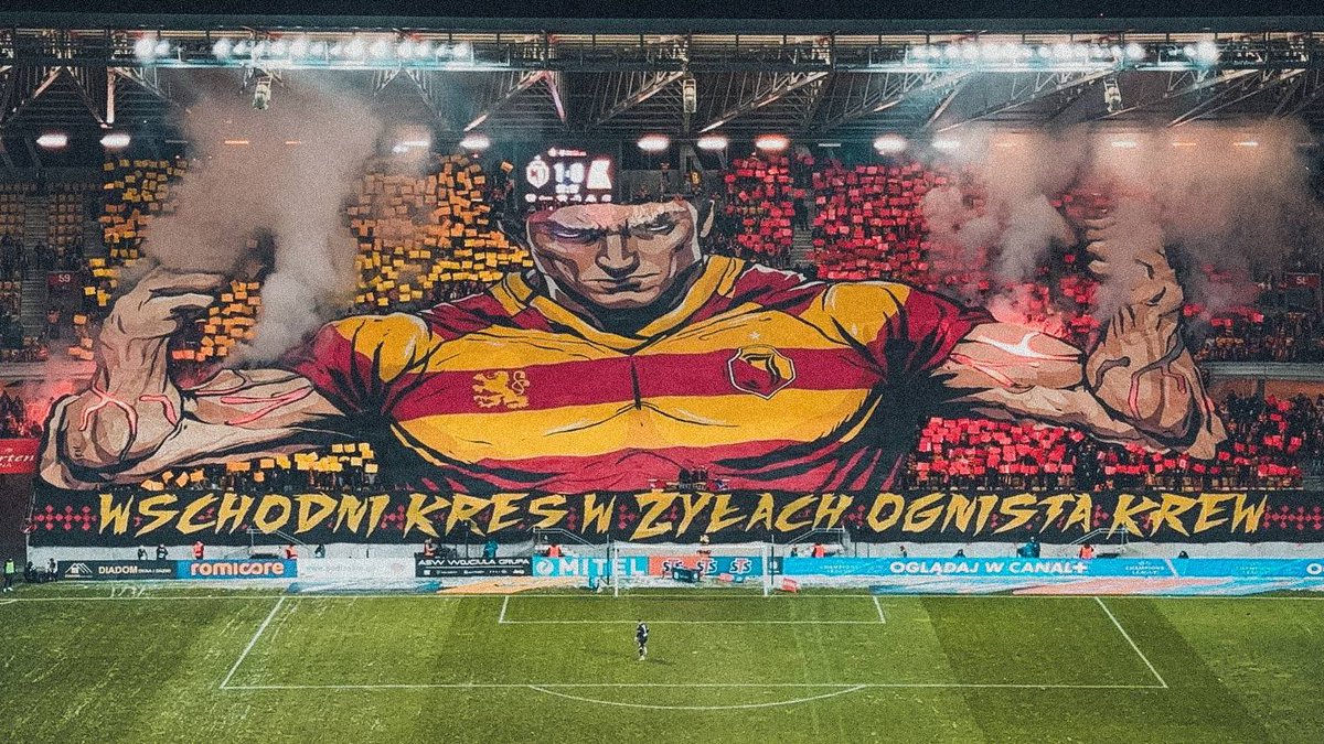 ujb2002's tweet image. WSCHODNI KRES W ŻYŁACH OGNISTA KREW

Jest to fragment utworu naszego lokalnego rapera @LukaSynWschodu „Mój świat”.
#JAGMOT