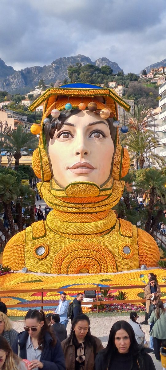 fabiadestb's tweet image. #Menton #FeteDuCitron @_FrenchRiviera @FrenchRiviera_m