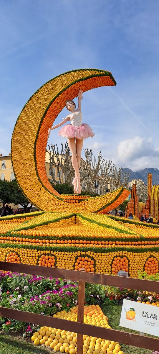fabiadestb's tweet image. #Menton #FeteDuCitron @_FrenchRiviera @FrenchRiviera_m