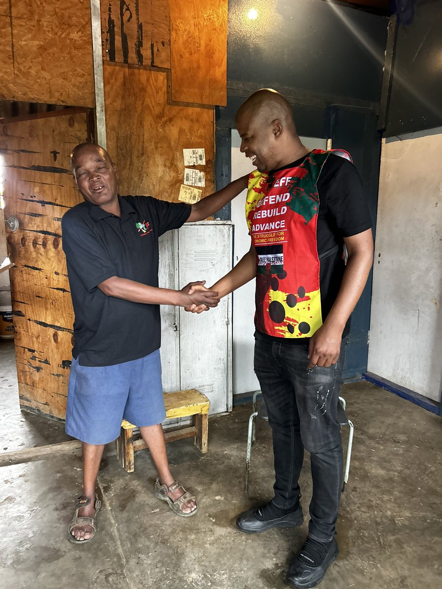 RamaboduObakeng's tweet photo. EFF Tshwane Ward 63 atteridgeville saulsville hostel recruitment drive sub region 3 . https://t.co/4jSpuce0Gc