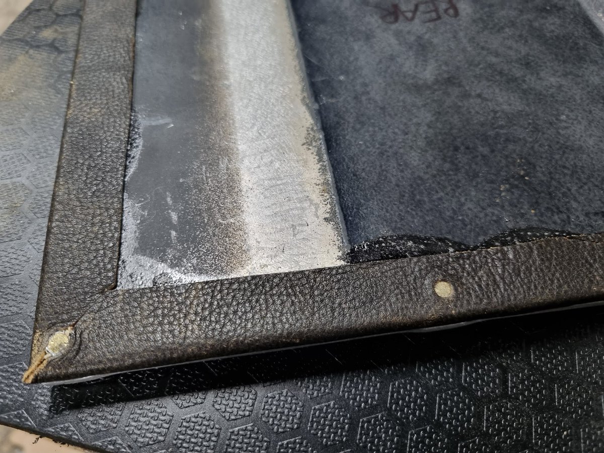 Having to cut alu sheet into strips due to the non-existance of 12mm stock and replacing the alu hinges with steel due to constant breakages were among a couple of the issues on the outer detailing!

#maker #DIY #art #design #metalwork #props #film #metal #book #steampunk