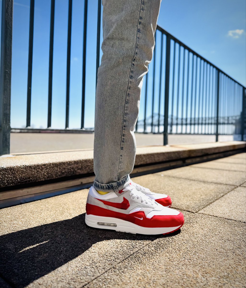 jerktherobot's tweet image. When visiting home and\or with @litsparepen I like to #UnDS something everyday. 2day was no exception, and I had a cap to match (as always)…
For Day 16 of @JerLisa_Nicole’s #BHMKOTD challenge “Heads Up”
#KOTD
AM1
‘Low Poly’
#BHMKOTD25
#wearyourkicks