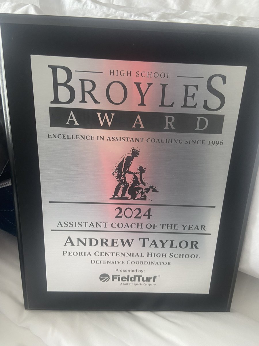 Congratulations to Andrew Taylor, nationally honored for his dedication to CeHS FB. His work to grow, develop, &amp; build athletes &amp; coaches is unmatched. All while making Centennial a top tier defense year after year Congrats on being selected as Az’s Broyles Asst Coach of the Year