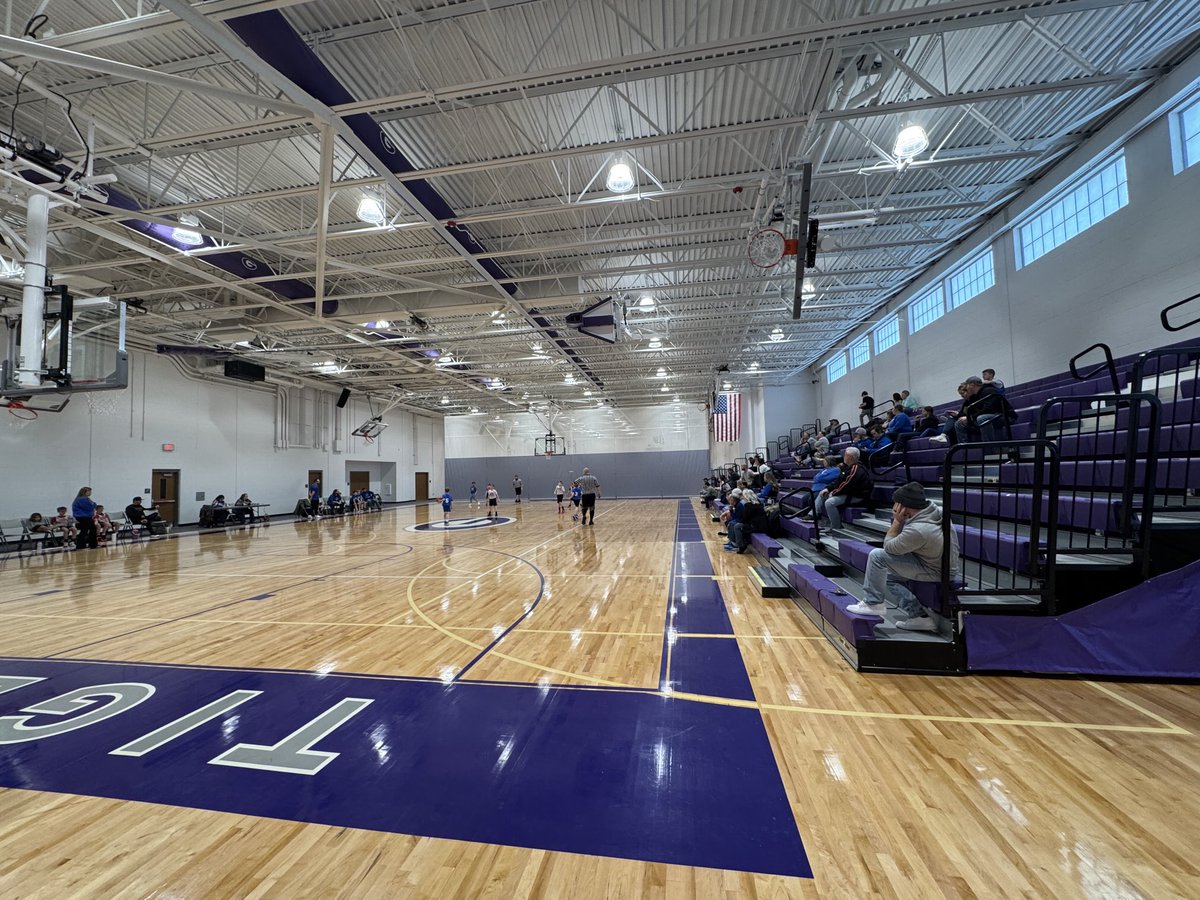 Beautiful day for youth basketball! Special thanks to our maintenance and grounds crews for their work on our parking lots and sidewalks to make today possible!