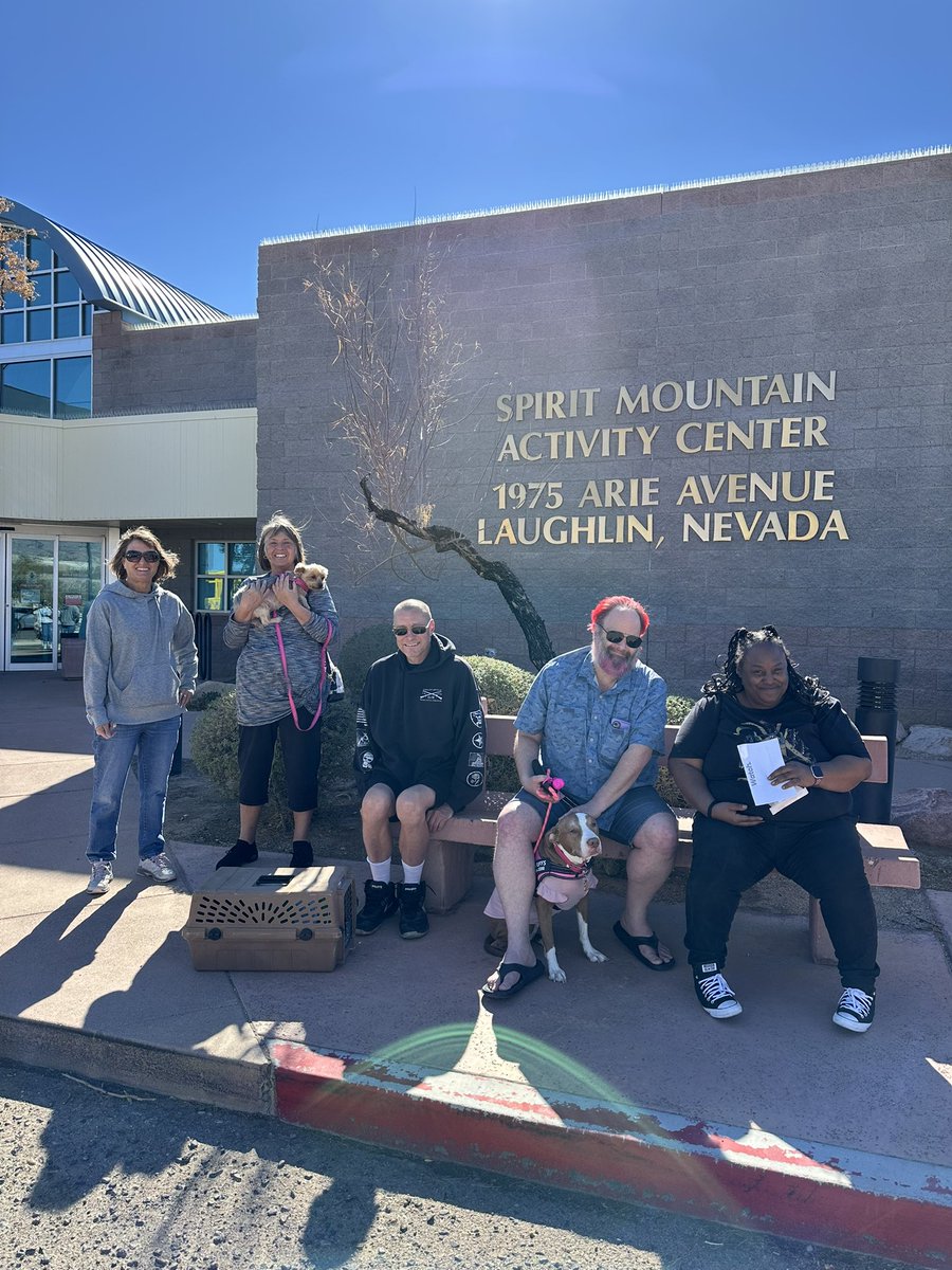 CommishNaft's tweet image. Yesterday, 200 animals were vaccinated and microchipped during our annual vaccine clinic in #Laughlin, courtesy of the wonderful veterinary team at @animalfndlv. After getting their pets lifesaving shots, attendees enjoyed complimentary food, music, and more.