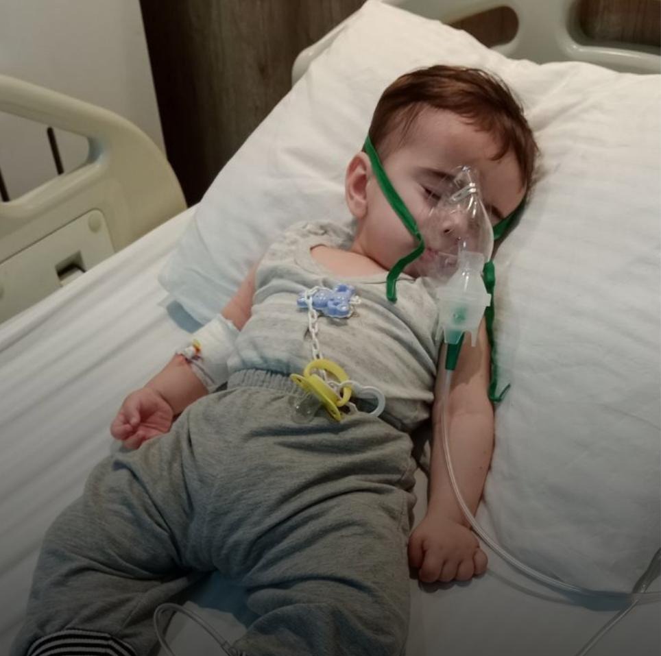 Azer'in sizin desteğenize ihtiyacı var!

28 aylık Azer Mustafa, cihazlarla hayata tutunuyor, valilik izinle yürütülen yardım kampanyasının%96’sı toplandı, ancak kalan kısmın tamamlanması için 5 günü var!

Azer İçin #SonGün