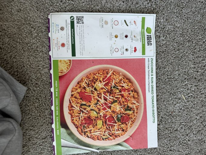 Hello fresh always had the most boring bland recipes this is missing like 12 ingredients https://t.c