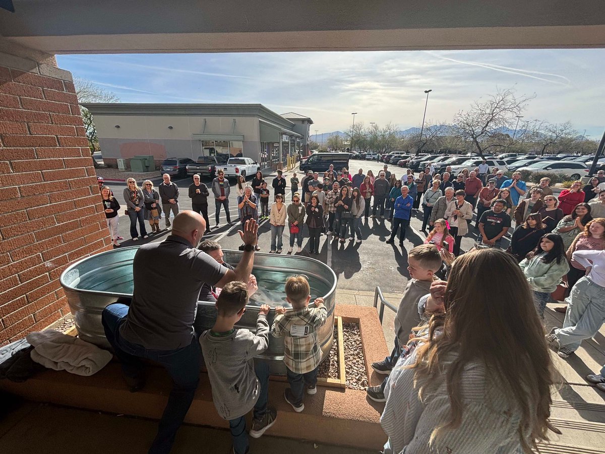 Coach Brandon Neilson tweet media