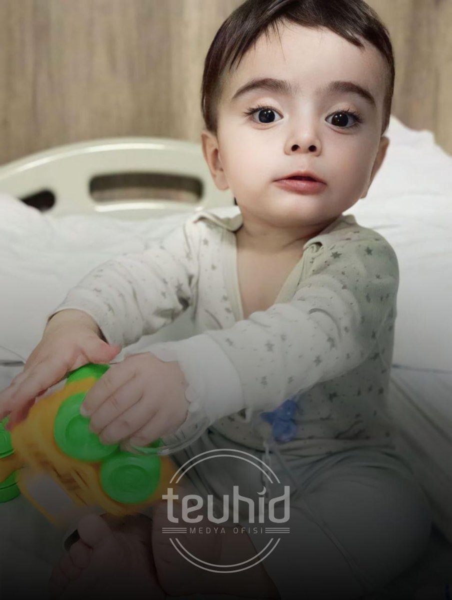 28 aylık 6 cihaz ile nefes alan bir bebek 
Görmezden gelmeyelim Allah (CC) razı olsun
Azer için #SonGün