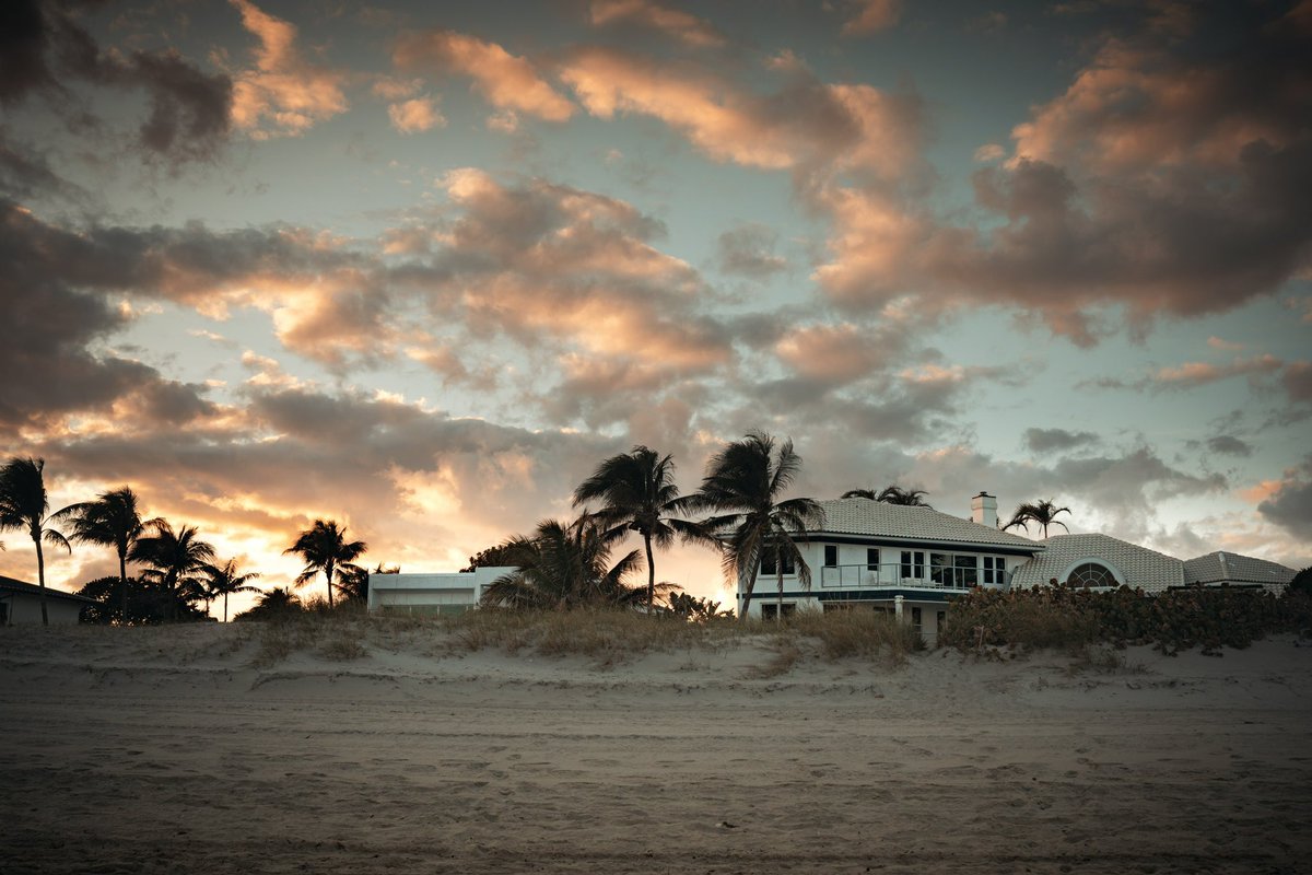 _chestephens_'s tweet image. Peaceful sunset in Florida🌅