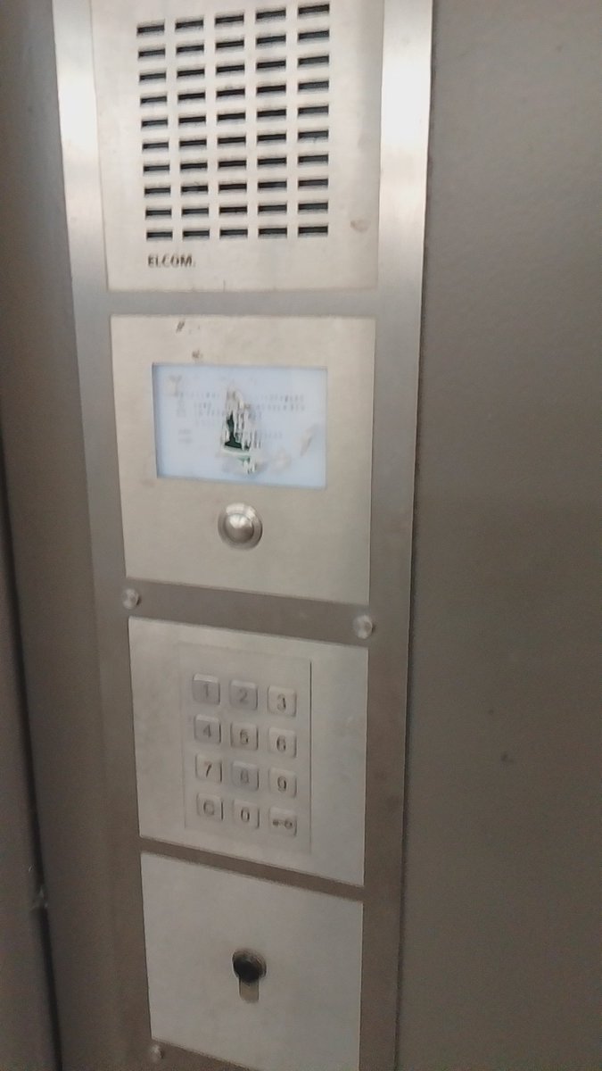 Kalk, Gewahrsam, die Herren wollten MIR Frauen rüber holen? Danach ohne Hose gefesselt an der Handgelenkseite... Wehe dass ihr mich nicht ernst genommen habt‽ Die Blume beweist dass Leben gerettet werden können oder Dialoge auf wundersame Weise das Siegel Kölner Friedenspackt!