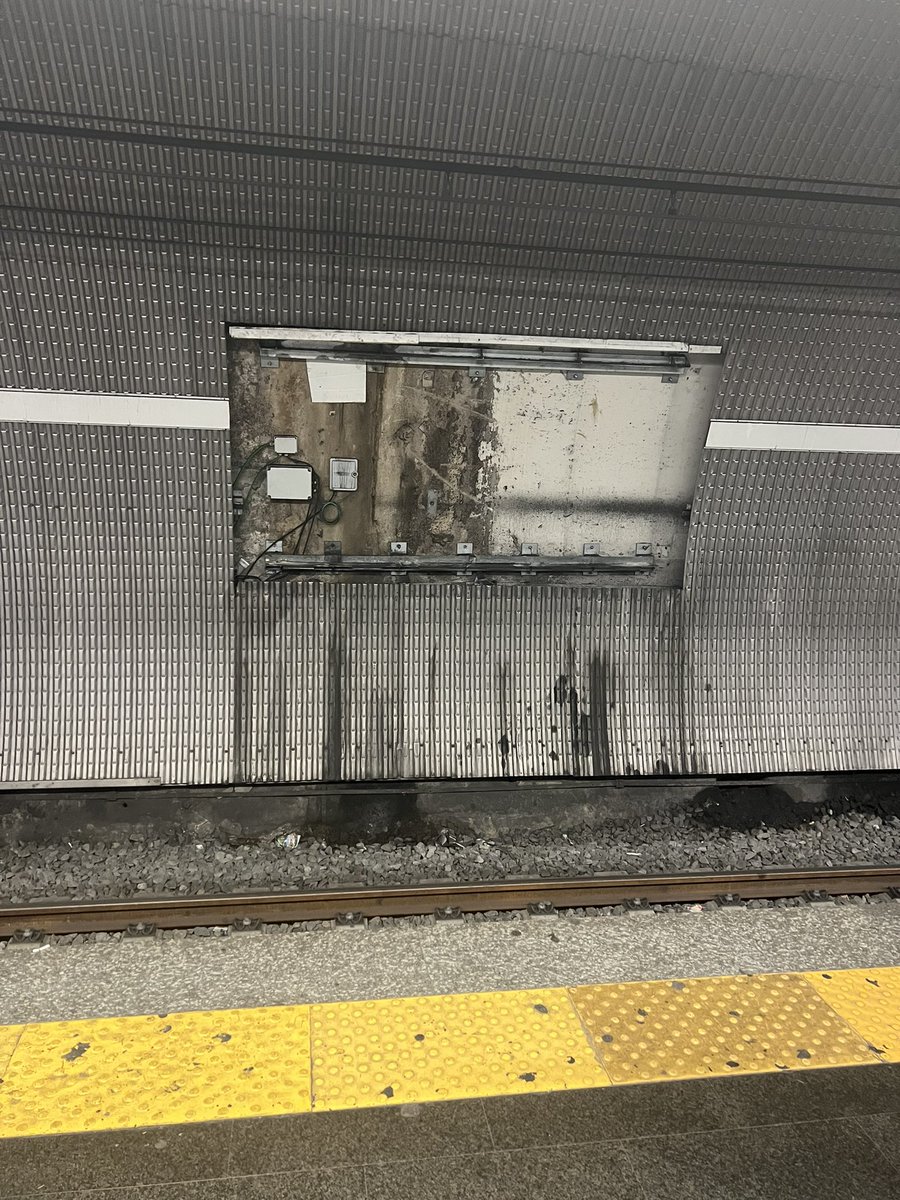 Piero Capitelli (@capitelli_piero) on Twitter photo Il ns Sindaco sempre solerte a inaugurare le nuove cose fatte quando è che viene a Termini e vede in che stato è la metro? <a href="/gualtierieurope/">Roberto Gualtieri</a> <a href="/eugenio_patane/">Eugenio Patanè</a> <a href="/MercurioPsi/">Mercurio Viaggiatore</a> <a href="/battaglia_persa/">Battaglia persa</a> <a href="/Antincivili/">Segnalatore Seriale</a> <a href="/repubblica/">Repubblica</a> <a href="/ilmessaggeroit/">Il Messaggero</a> Il ns Sindaco sempre solerte a inaugurare le nuove cose fatte quando è che viene a Termini e vede in che stato è la metro? <a href="/gualtierieurope/">Roberto Gualtieri</a> <a href="/eugenio_patane/">Eugenio Patanè</a> <a href="/MercurioPsi/">Mercurio Viaggiatore</a> <a href="/battaglia_persa/">Battaglia persa</a> <a href="/Antincivili/">Segnalatore Seriale</a> <a href="/repubblica/">Repubblica</a> <a href="/ilmessaggeroit/">Il Messaggero</a>