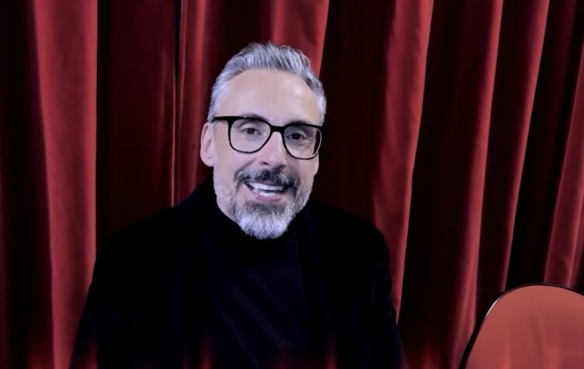 “Siamo qui in attesa come dal medico”

BRUNORI ⚰️

#dietrofestival • #sanremo2025